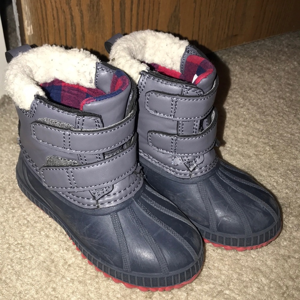Old navy winter boots